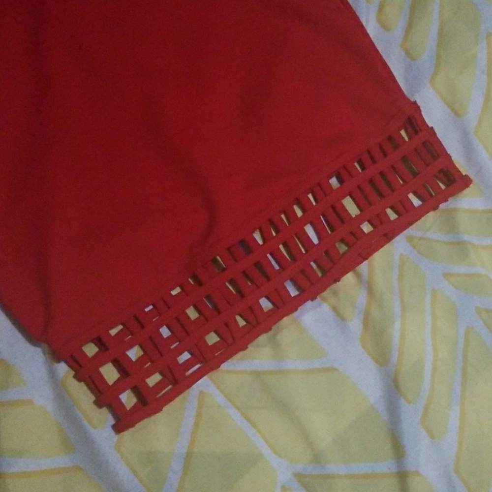 Dress - Picture 3 of 3